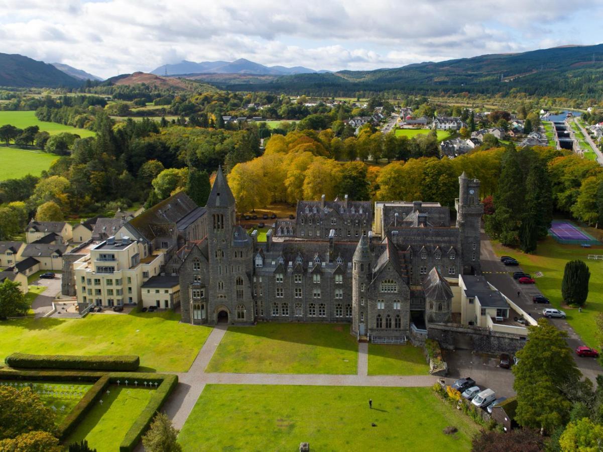Loch Ness Moat House Apartments Форт Аугустус Екстериор снимка